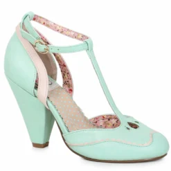 Ellie Shoes Closed Toed Shoe With Strap
