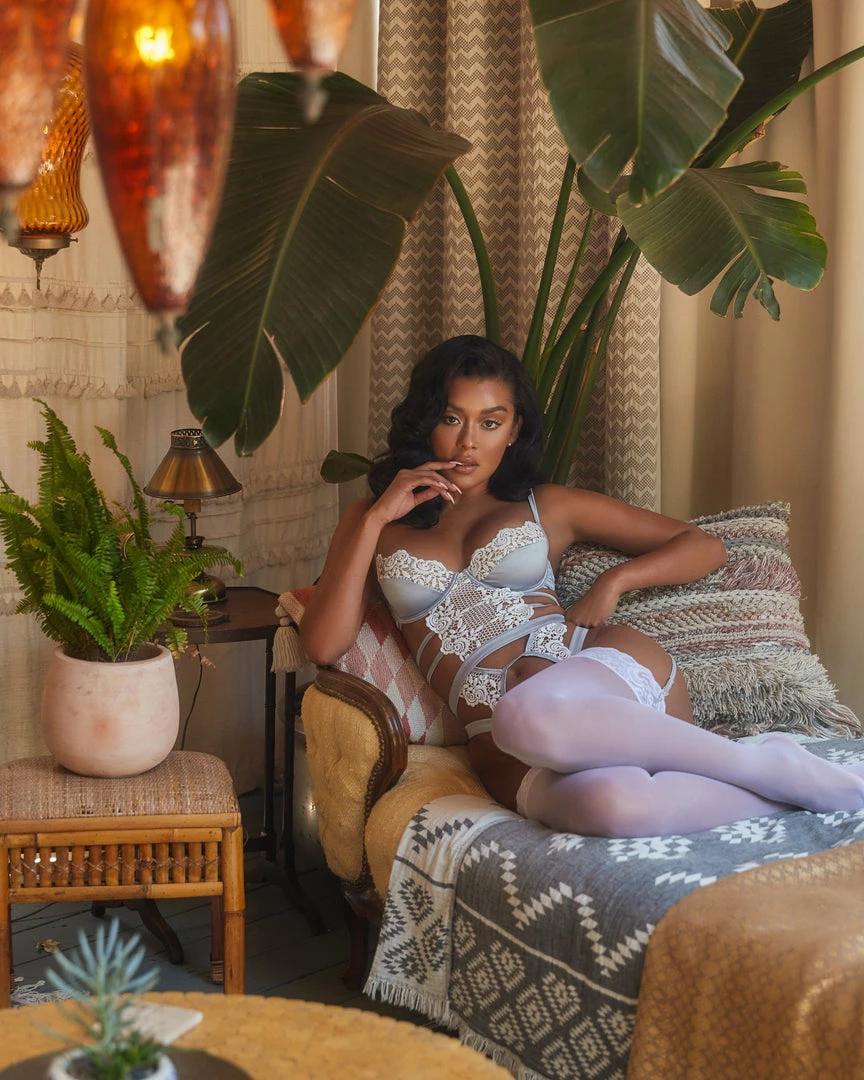 Roma Costume LINGERIE Embroidered Lace & Satin Bustier Set 8 Roma Costume LINGERIE Embroidered Lace & Satin Bustier Set